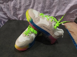 Rainbow Sole Lace-up Ladies Shoes